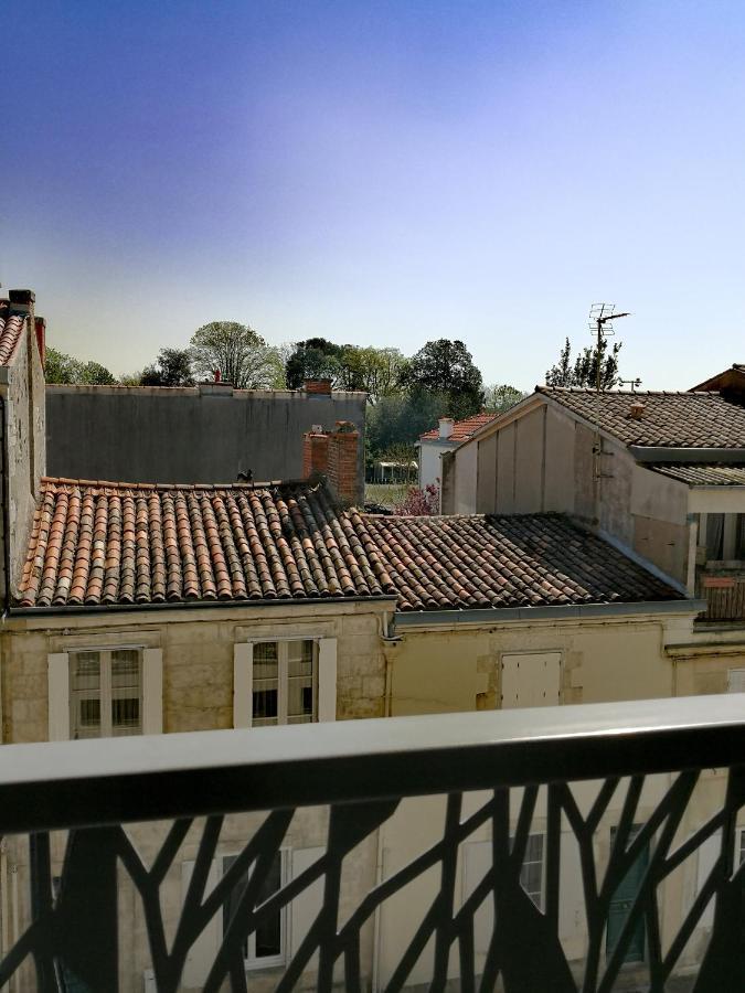 Appart standing cœur de ville Lägenhet La Rochelle  Exteriör bild